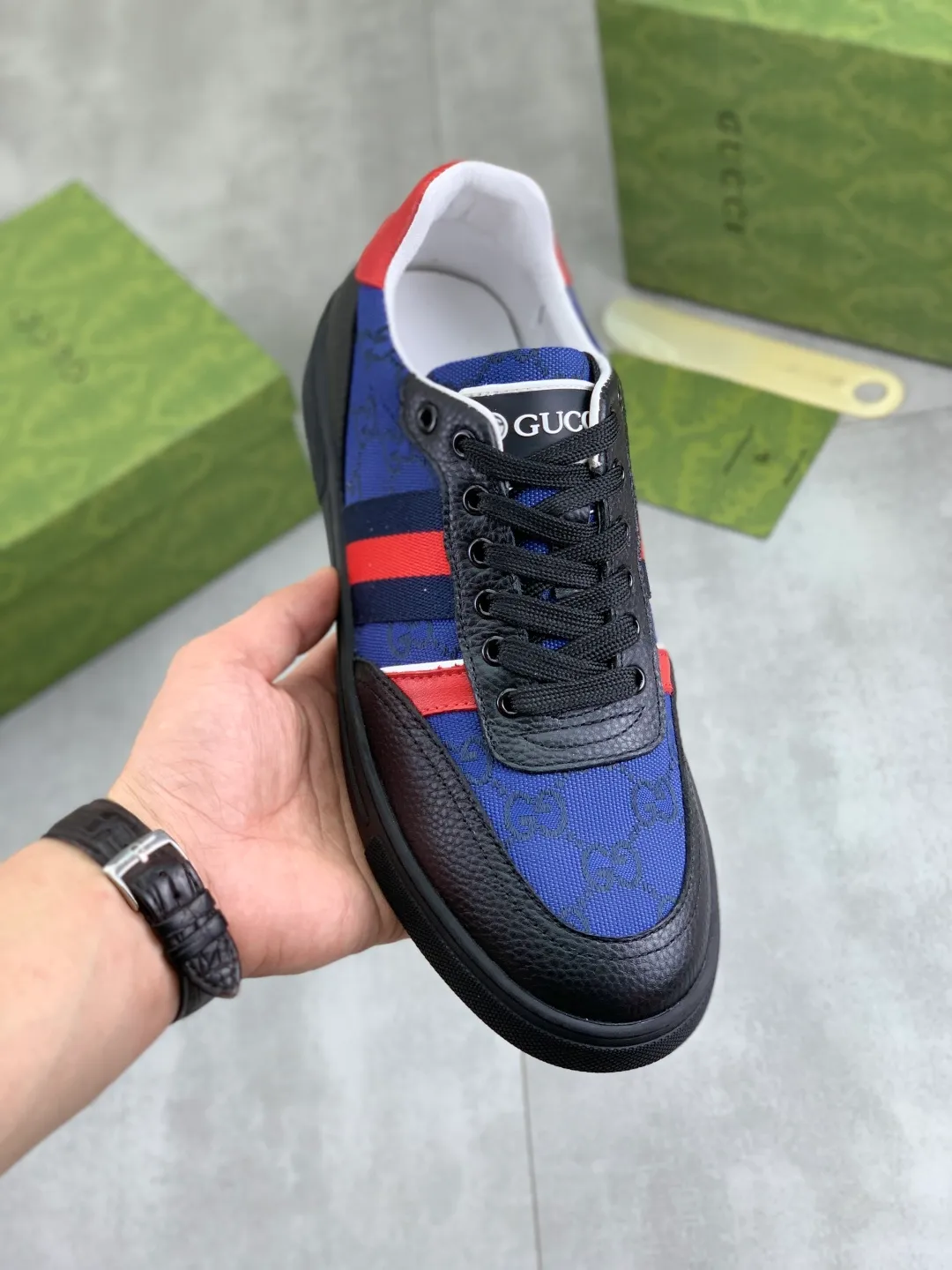 Men's men's shoes 💰P420💰【New style】(GUCCI) official website's latest 🎁🎁casual and fashionable men's shoes👟, hot style 💥 style is simple and elegant, exclusive for trendy men. Unique official website's latest brand double G element Elements 👑 Original Gucci decoration, fashionable and generous, original calfskin fabric ✅ Fully imported first-layer pigskin lining, official website designated wear-resistant, lightweight original rubber casual outsole, classic model taken in real life 🎬39-44 5️⃣ colors available